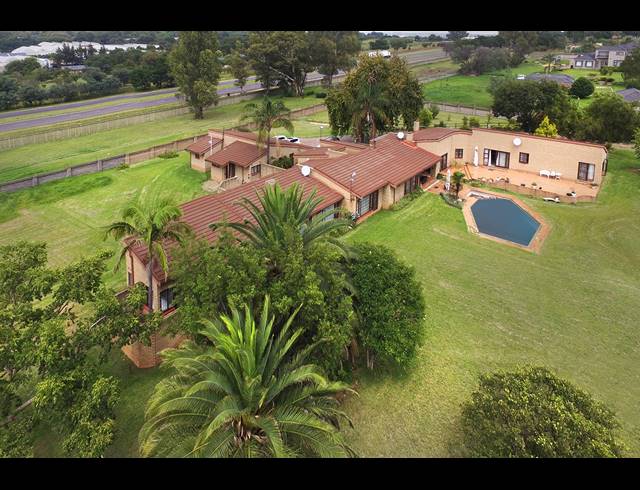 4 BEDROOM HOUSE FOR SALE IN RANDJESFONTEIN AH
